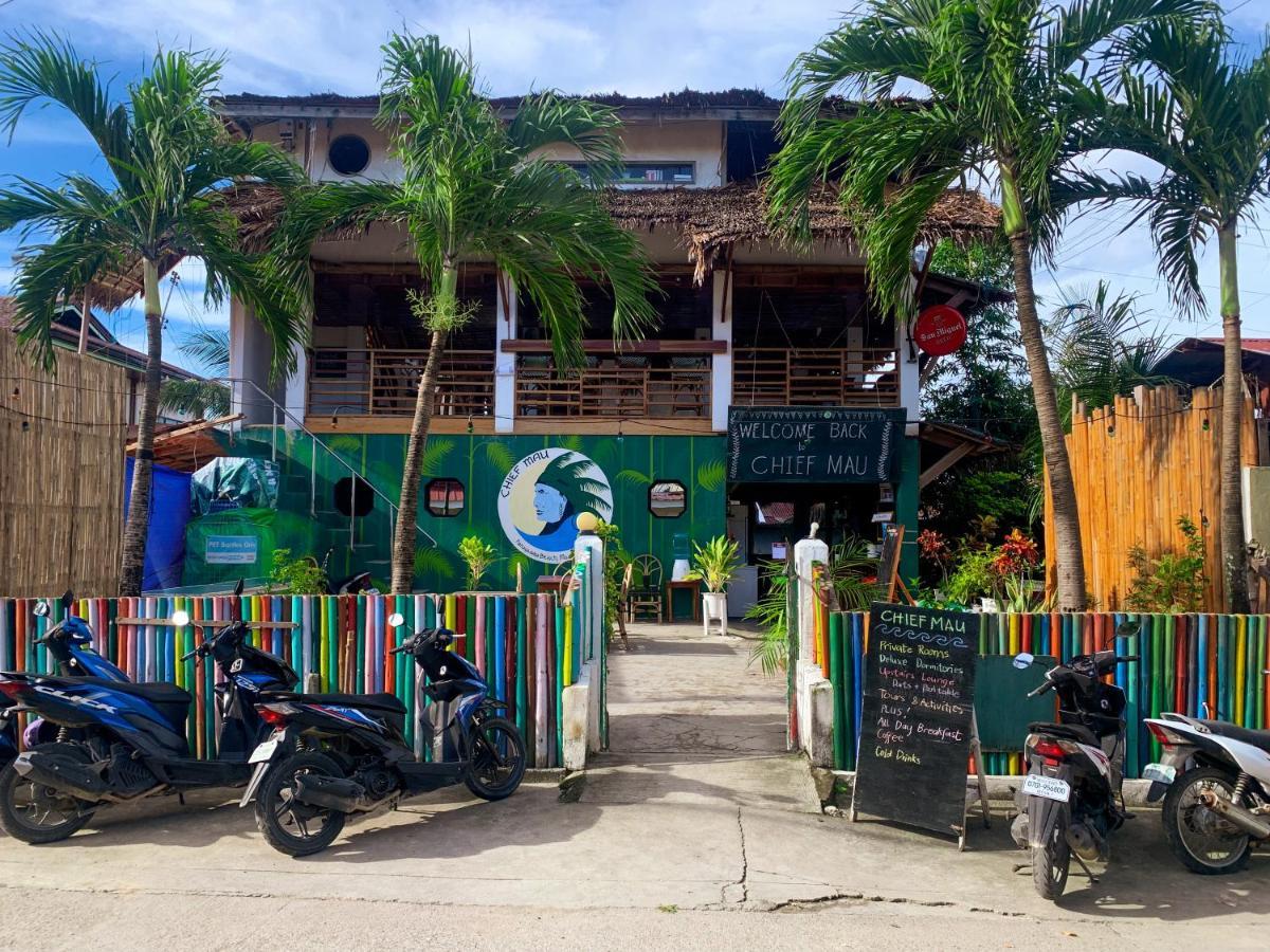Chief Mau Moalboal Cebu Hostel Buitenkant foto